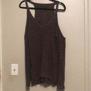 Open shoulders knit sweater